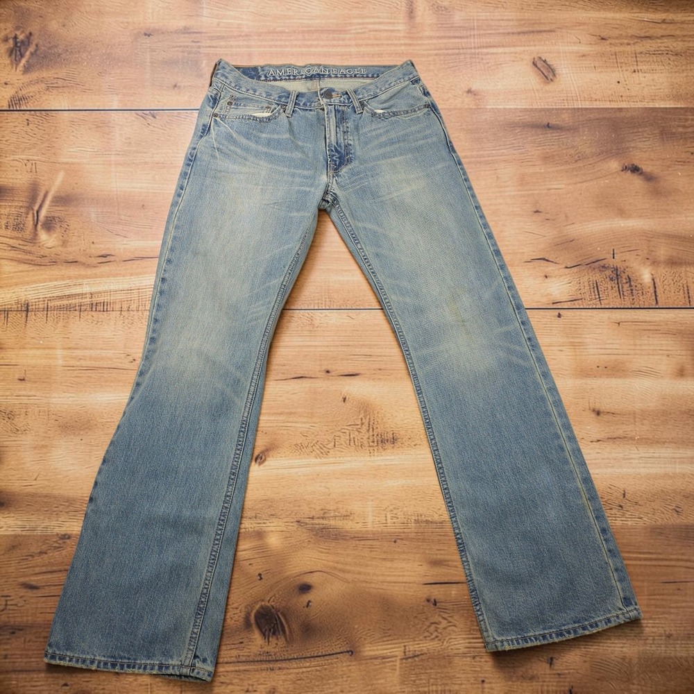American Eagle Mens Low Rise Bootcut Jeans Light Wash Blue 30x32 5492880710